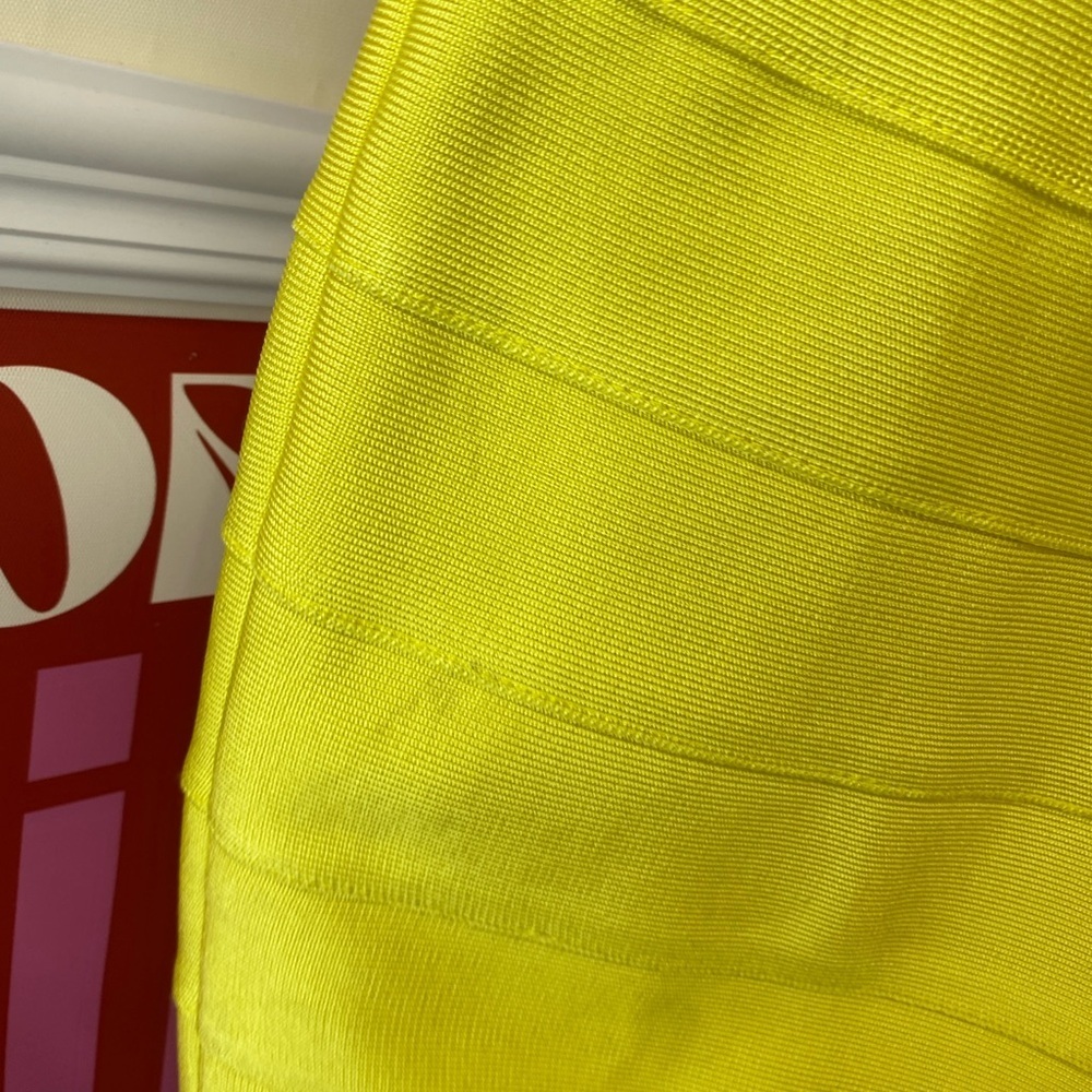 NWT Herve Leger Yellow Bandage Skirt - Picture 5 of 7